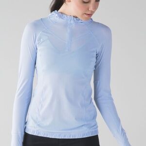 Lululemon $98 Water Bound Hoodie in Chalk Pit to Pit 15" S?
